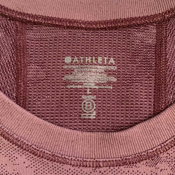 Pre-loved Athleta Momentum Short Sleeve Tee - Picture 6 of 7